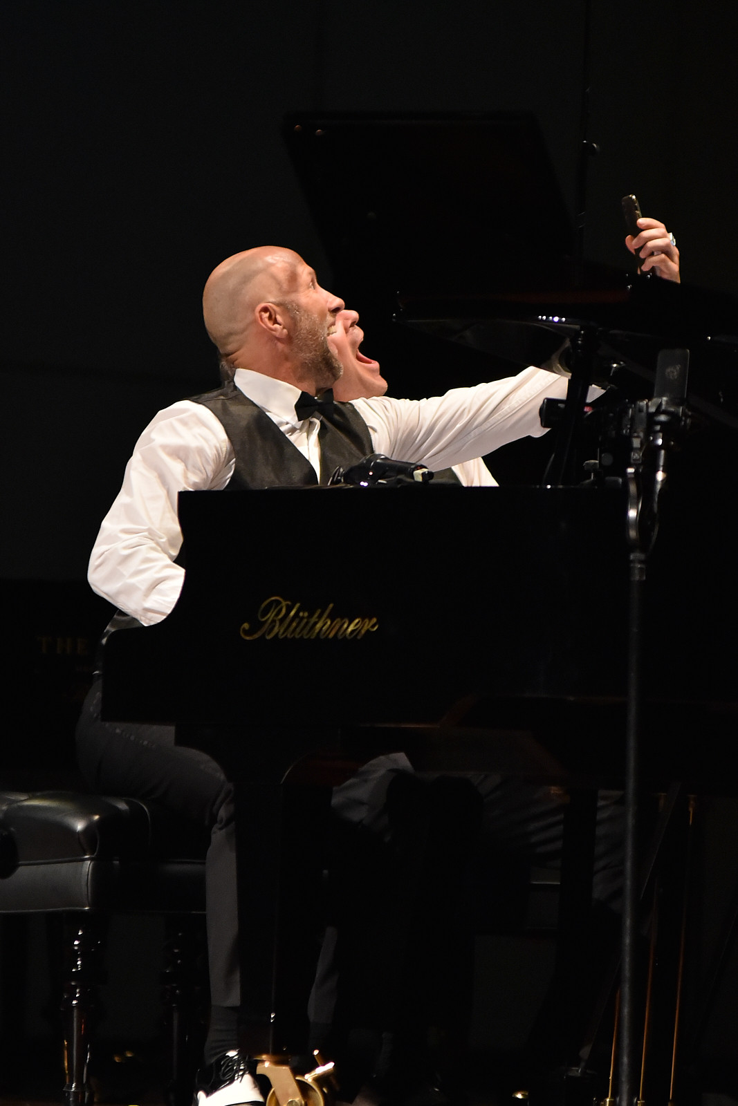 A GREAT UNEXPECTED SHOW BY PIANOTAINMENT